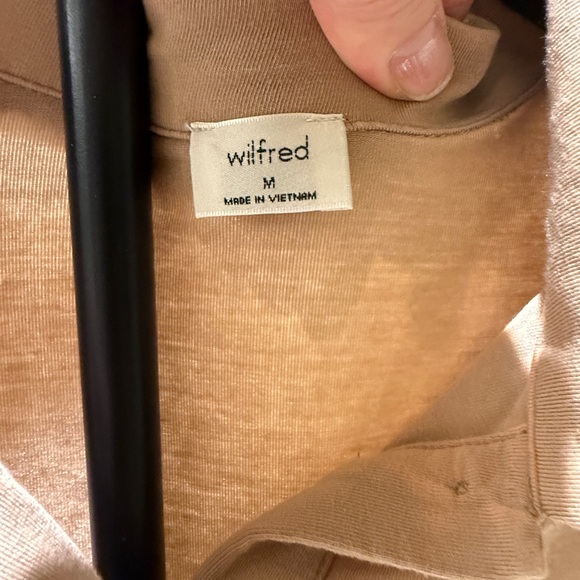 Wilfred Elegant Women's Button-Up Blouse - Pink - Picture 5 of 6